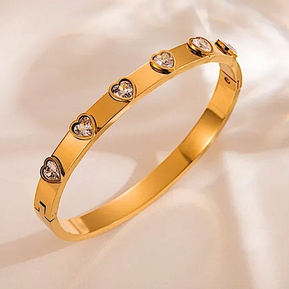 Gold Plated Heart Zircon Bangle Bracelet - Picture 1 of 4